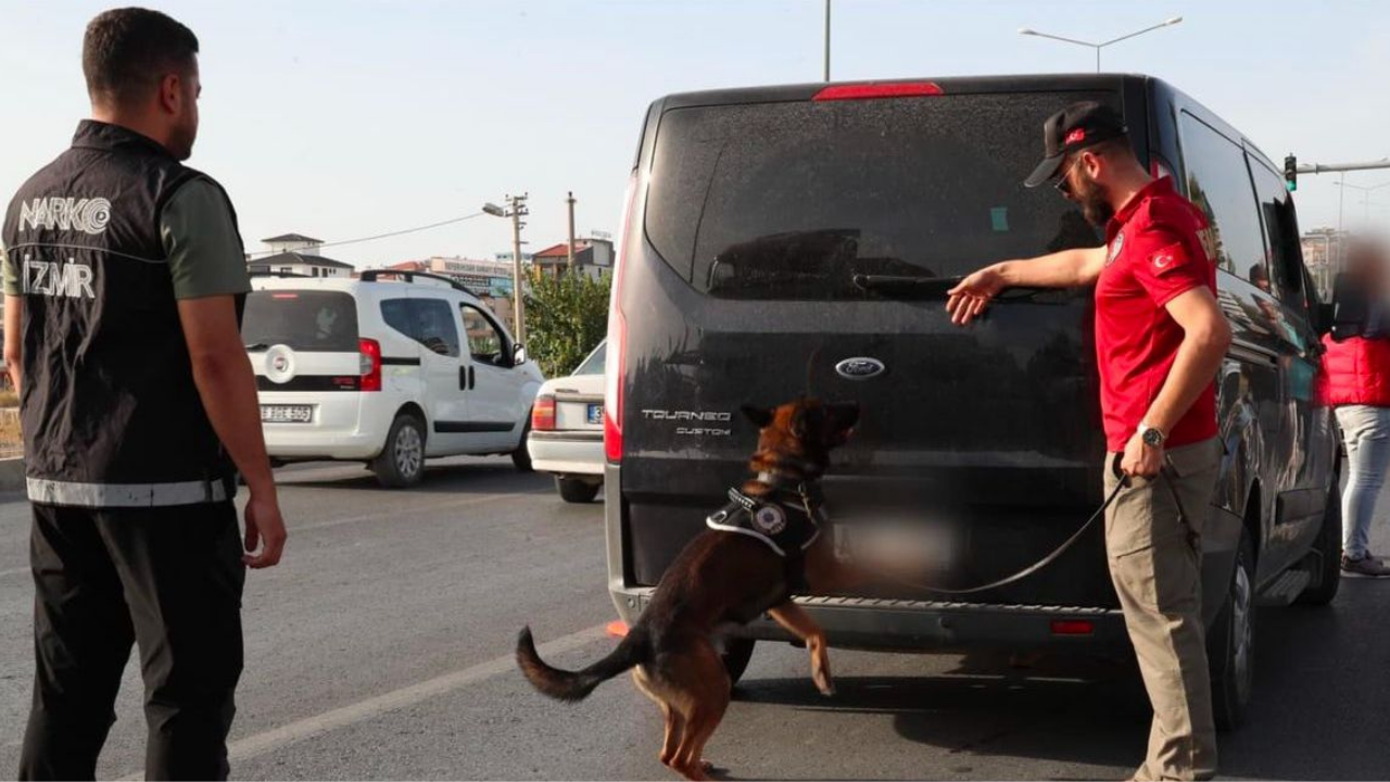 İzmir Polisi aranan şahıslara geçit vermiyor!