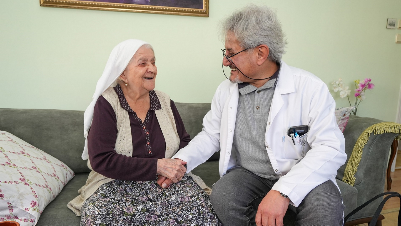 İzmir Gaziemir Belediyesi’nden ücretsiz sağlık hizmetleriyle binlerce yurttaşa destek