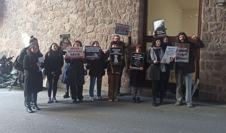İzmir'de hayvan hakları protestosunda arbede!