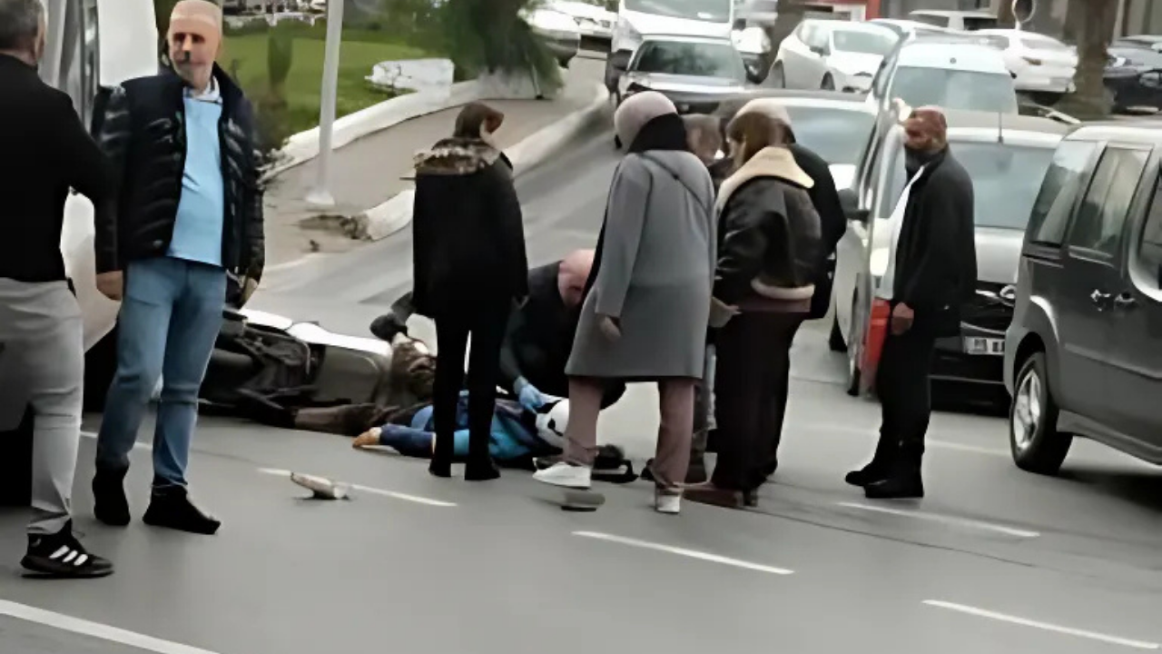 İzmir Bornova'da motosiklet ile transit aracı çarpıştı: İlk müdahale olay yerinde yapıldı!