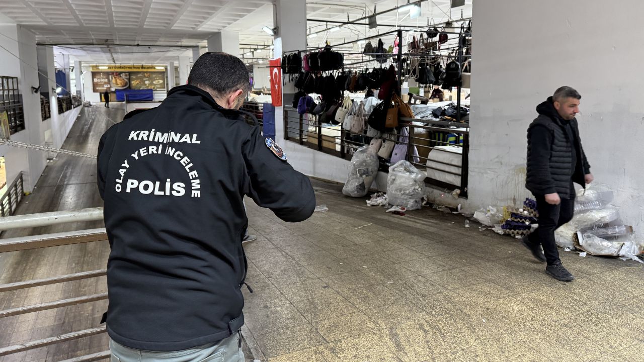 İzmir'de pazarcılar arasında çıkan kavgada 8 gözaltı!